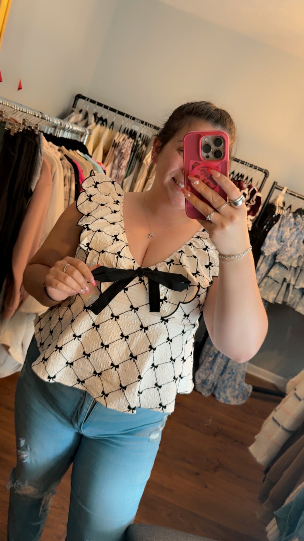 Bow Texture Scallop and Tie Top