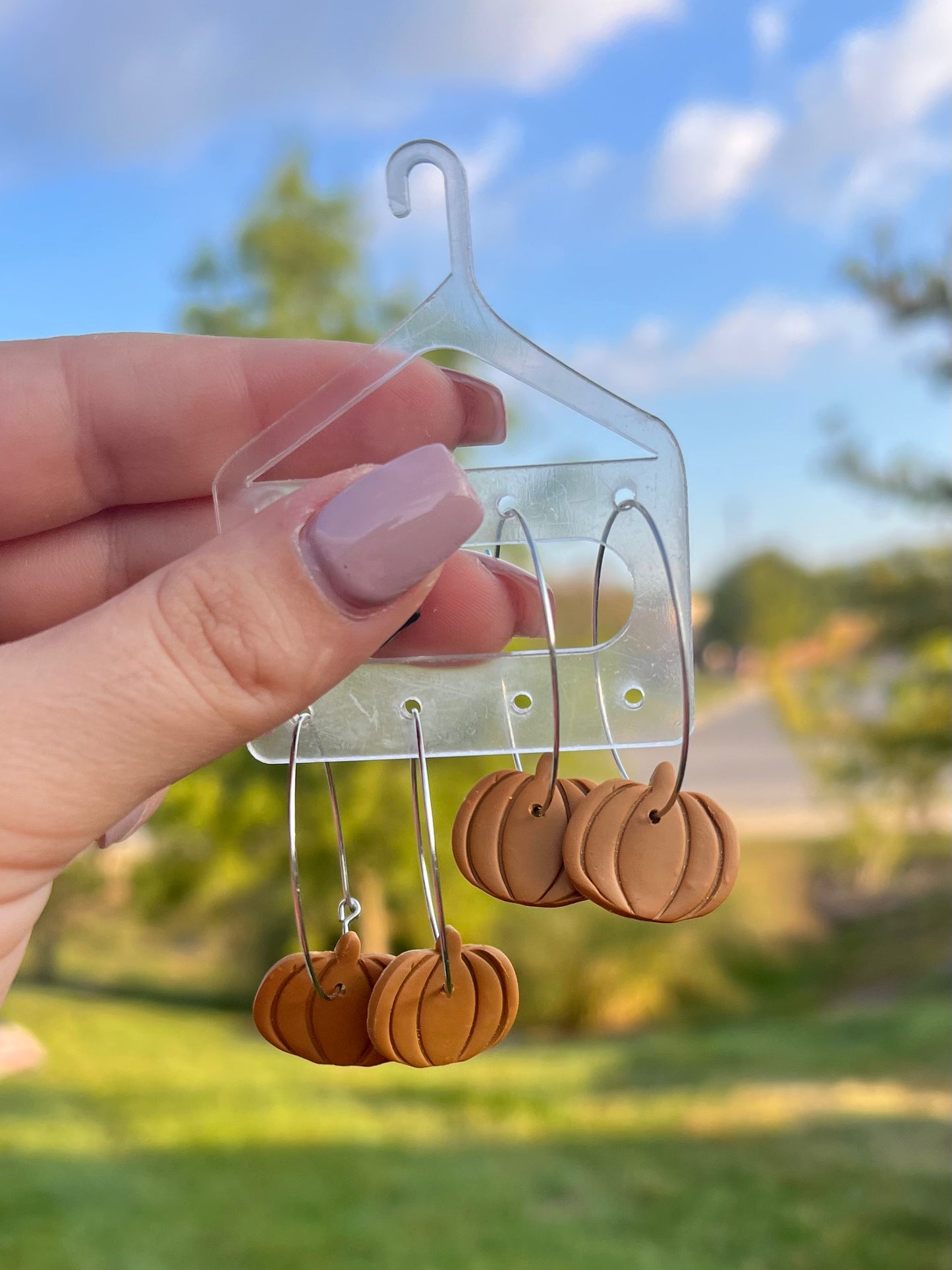 Pumpkin silver hoop earrings