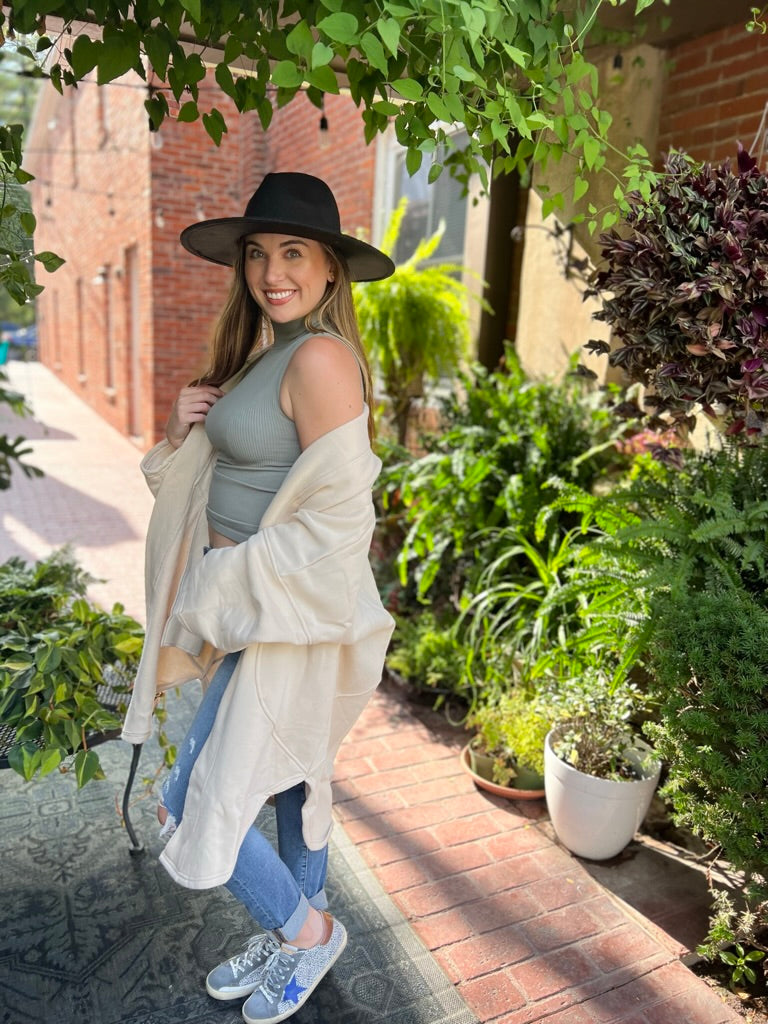 Snuggle up oversized knit cardigan